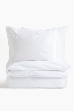 H&M Doppel-/Kingsize-Bettw&auml;sche mit Stickdetail. - White