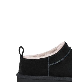 UGG Classic Slipper - Black