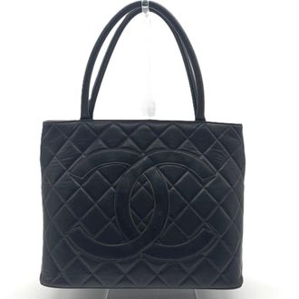 Chanel Matelasse Black Leather Tote Bag (Pre-Owned)