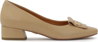 Kazar Klassieke beige pumps met sieradenversiering - Dames - Pumps - Beige - 37 EU - Leer - Schoenen