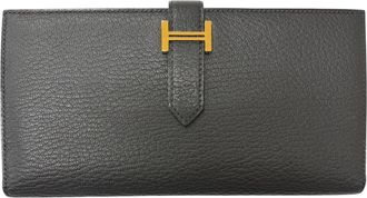 Herm&egrave;s Black Chevre Leather Long Wallet (Bi-Fold) (Pre-Owned)