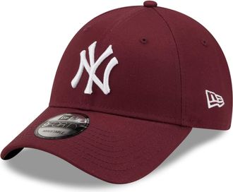 New Era 9Forty Strapback Cap - New York Yankees Maroon - One Size