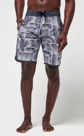 Travis Mathew Sail Plans Boardshort In Heather Grey