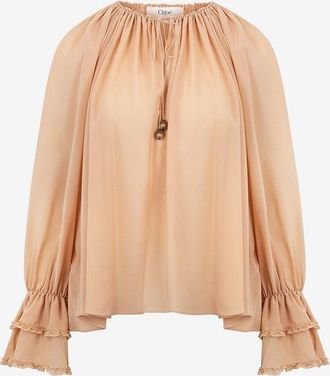 Chlo&eacute; Seidengeorgette-Bluse mit R&uuml;schenmanschetten und Spitze