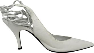 The Attico De Attico pumps met spitse neus en strikceintuur in wit leer
