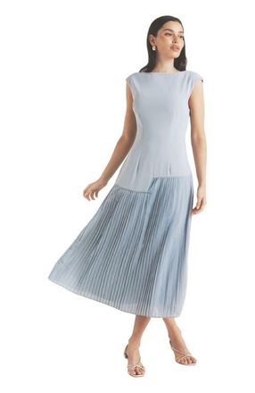 Six Stories Pleated Cap Sleeve Maxi Dress in Blue at Nordstrom, Size 10