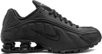 Nike Shox R4 - Heren - Hardloopschoenen - Zwart - 38 EU - Fitness