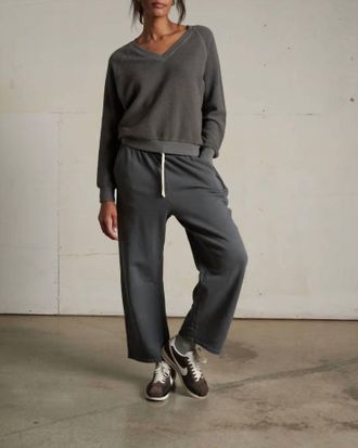 perfectwhitetee Fallon Sweatpants In Charcoal