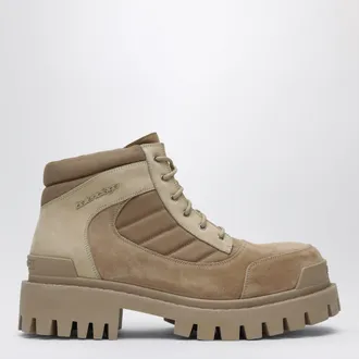 Balenciaga Stivale Combat Strike in nabuk color sabbia