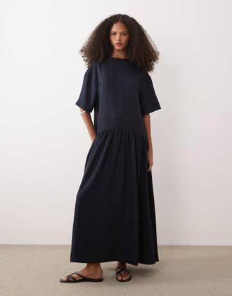 Asos Vestito T-shirt midi blu navy con vita scesa