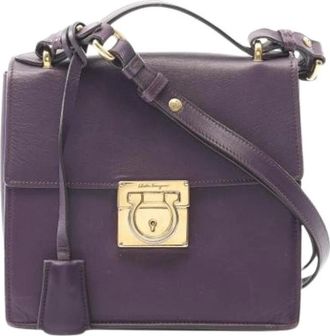 Ferragamo Pre-owned Handbags, female, Purple, Size: ONE SIZE Pre-owned Leather Handbag
