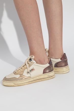 Autry Supvint Sports Shoes, Womens, Gold