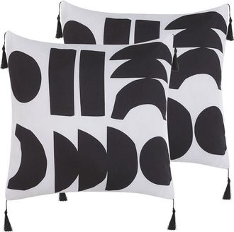 Beliani Conjunto De 2 Cojines De Poli&eacute;ster Blanco Negro Patr&oacute;n Geom&eacute;trico Borlas Decorativas 45 X 45 Cm Liriope