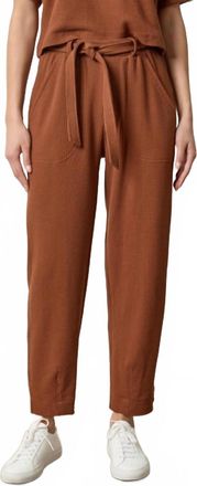 Lilla P Textured Belted Sweatpants In Praline