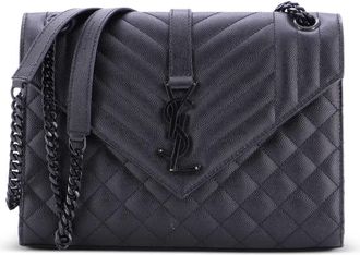 Saint Laurent Borsa a spalla Classic Monogram Envelope media in pelle matelass&eacute; con motivo chevron - Nero