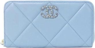 Chanel Pre-owned Wallets, female, Blue, Size: ONE SIZE Pre-owned 19 Line Lambskin Long Wallet