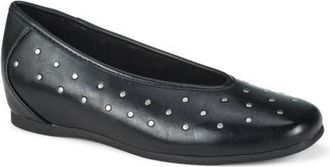 BareTraps Ryalie Studded Flat in Black at Nordstrom, Size 6.5