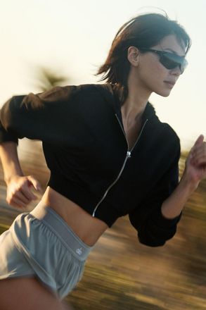 Alo | Sweet Escape Zip Up Hoodie in Black, Size: Medium