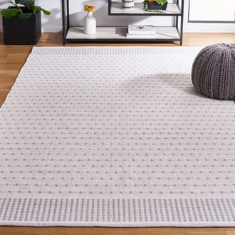 Safavieh Montauk Machine Made Area rug, Light Grey / Ivory Contemporary Style Easy Care