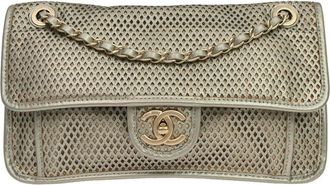 Chanel Chain Flap Bag Quilted Leather Silver Calfskin Handbag (Pre-Owned)