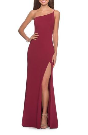 La Femme One Shoulder Long Jersey Homecoming Dress in Burgundy at Nordstrom, Size 14