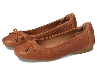 COMFORTIVA Keegan Womens Flat Shoes Luggage : 7.5 M (B), Leather