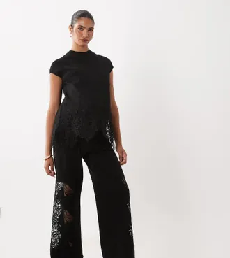 Asos Maternity ASOS DESIGN Maternity completo coordinato in maglia compatta con profili in pizzo nero-Bianco