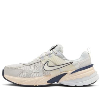 Nike (WMNS) Nike V2K Run Platinum Tint FD0736-004