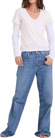 La Made Arlo V Neck Short Sleeve Tee In Ecru