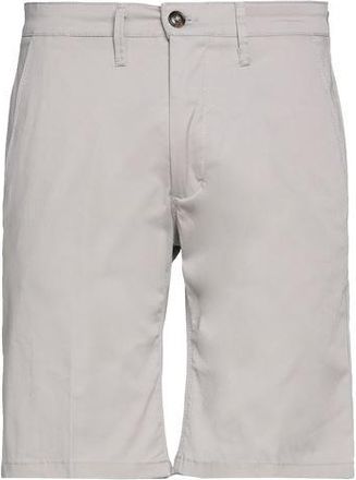 Liu Jo PARTES DE ABAJO - Pantalones cortos y bermudas en YOOX.COM