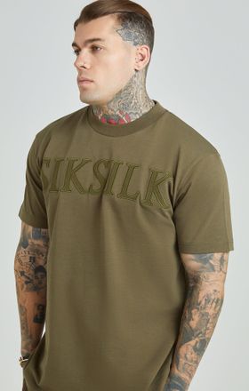 Siksilk Camiseta SikSilk para Hombre en Caqui con Logotipo Aplicado de Ajuste Oversized XXL
