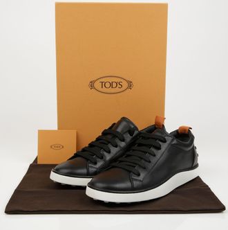 Tod's Gommini Sneakers