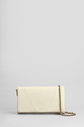 Chloé Shoulder Bag In Beige Leather