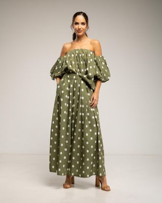 Tantra Set van stippenbroek en top, top met elastische boothals en wijde broek met zakken