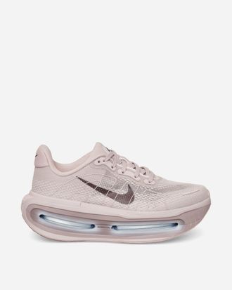 Nike Women s Vomero Premium Sneakers Chalk / Pale Ivory / Summit White