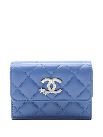 Chanel matelasse trifold lambskin wallet - women - Lambskin - One Size - Blue