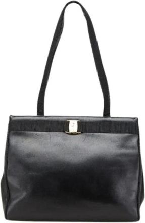 Ferragamo Pre-owned Shoulder Bags, female, Black, Size: ONE SIZE Pre-owned Leather Shoulder Bag