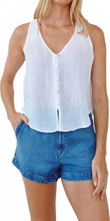 Bella Dahl Sleeveless Pintuck V Neck Top In White