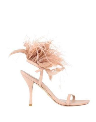 Stuart Weitzman SCHUHE - Sandalen auf YOOX.COM