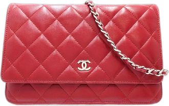 Chanel Matelasse Red Color Leather Chain/Shoulder Wallet (Pre-Owned)