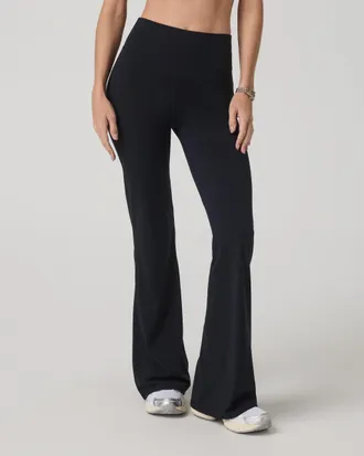 Vuori Clothing AllTheForm Flare-Short | Strawberry | XS, Size Extra Small