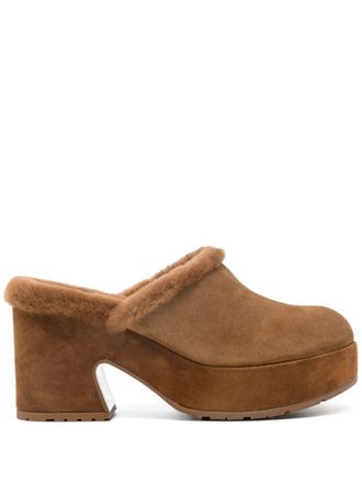 サンダル・ミュール Gianvito Rossi Clog Lyss In Camoscio Lyss suede platform clogs in black - Gianvito Rossi | Mytheresa