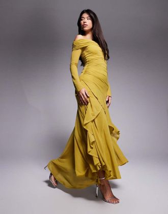 Asos Vestito lungo a maniche lunghe in chiffon elasticizzato color verde oliva con scollo alla Bardot e volant sullorlo