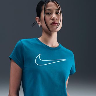 Nike Womens Nike Sportswear Short-Sleeve Graphic T-Shirt in Blue | HV5002-301