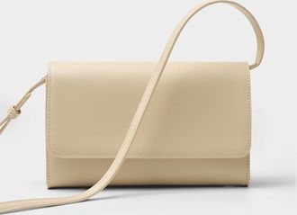 Simons Womens Organized minimalist clutch