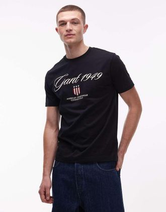 GANT T-shirt nera con scritta grafica del logo sul petto-Nero