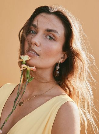 Simons Womens Large gemstone earrings