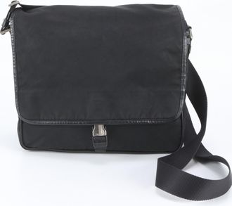 Prada Black Leather Nylon Messenger Bag Shoulder Bag (Pre-Owned)