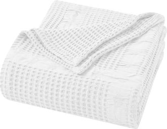 Superior Mai Geometric Waffle Medium Weight Blanket