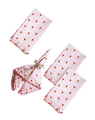 Tiramisu Set of 4 Sweetheart Tulip Ruffle Dinner Napkins